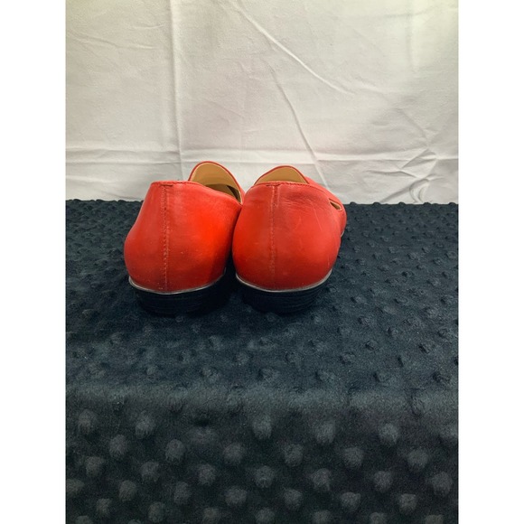 Sutton Plaza Danielle Leather slip on Size 9 - Picture 3 of 5